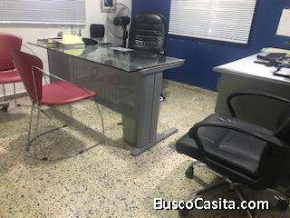 Oficina a una esquina de Mega Centro