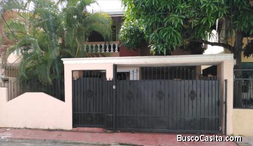 Venta de casa duplex en Residencial Sans Souci