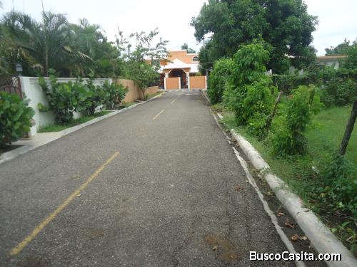 Solar de venta en Jarabacoa en zona de montaña.RES-144B