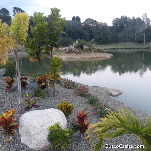 Terreno en prestigioso proyecto con Lago, Jarabacoa  RES-136