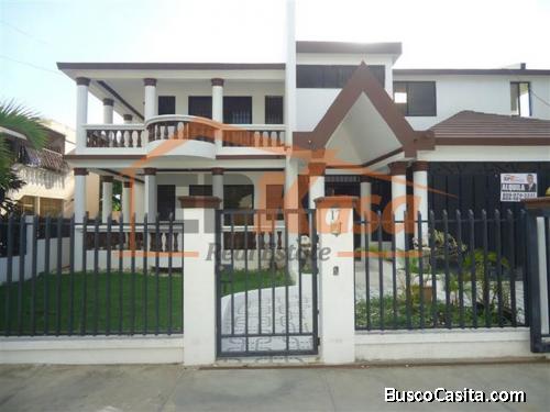 Casa en Venta en la Flor de Gurabo Santiago.  EPC-101