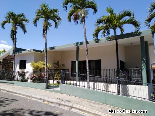 Casa de venta en Centro de Jarabacoa  REC-124