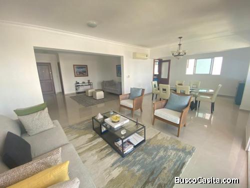 Apartamento en Naco de oportunidad!