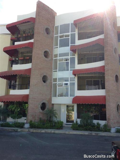 Apartamento de venta en la Av. 27 de febrero, Santiago  EPA-106