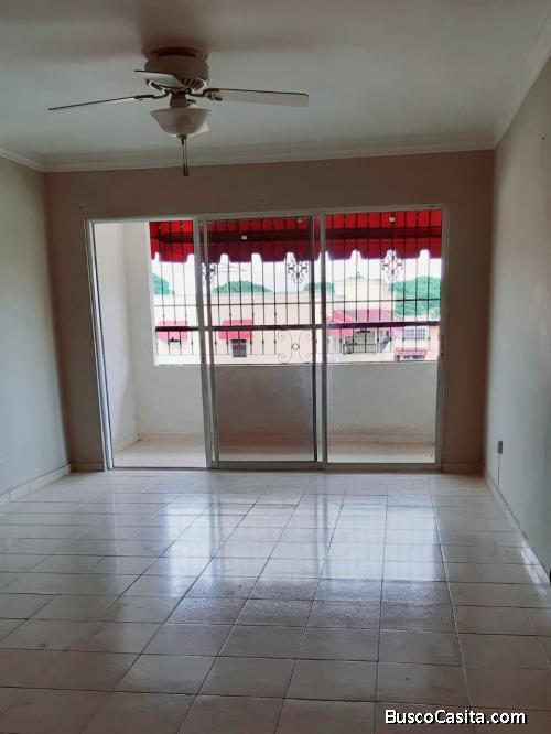 Apartamento en Altos de Arroyo Hondo