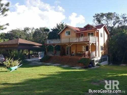 VILLA AMUEBLADA DE VENTA EN JARABACOA