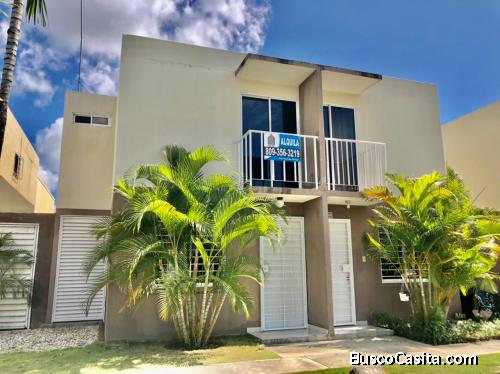HERMOSA CASA DUPLEX DE 3 HAB, 2,5 BAÑOS, COLINAS DEL VIENTO