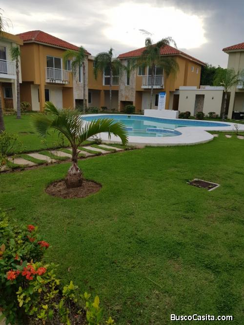 Propiedad, villa, casa en Condo Costa Bavaro frente al hotel Lopesan