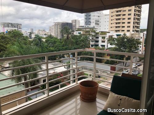 Venta de hermoso apartamento en la zona exclusiva de Serralles