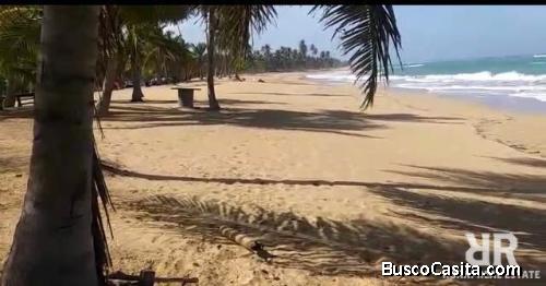 TERRENO DE 6,000 METROS FRENTE A LA PLAYA EN PUNTA CANA