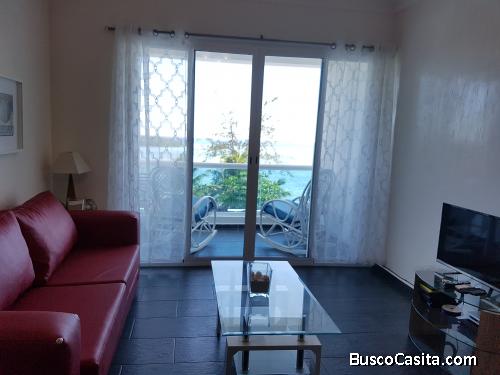 Apartamento frente a la playa