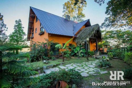 VILLA CON AMPLIO TERRENO DE VENTA EN JARABACOA