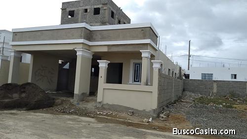 CASA ECONOMICA DE VENTA EN SANTIAGO