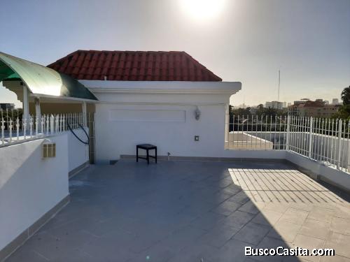 Amplio Penthouse 220 M2, 3 Hab Y Terraza, Gazcue