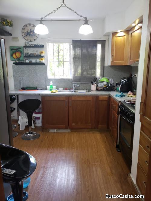 DE OPORTUNIDAD VENDO APARTAMENTO ALMA ROSA 1RA  