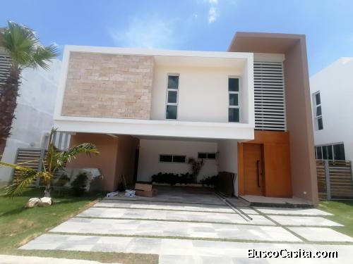 CASA MODERNA DE VENTA EN SANTIAGO