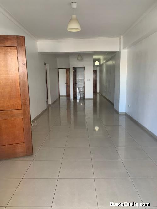  Apartamento venta en Evaristo Morales