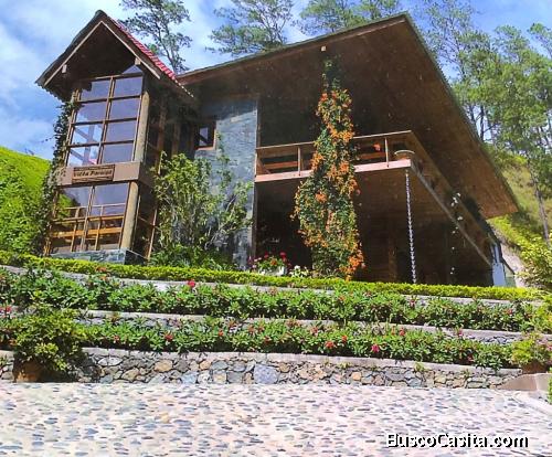 VILLA CON RÍO DE VEBNTA EN JARABACOA