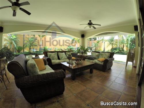 Amplia Casa en Venta en Zona Céntrica de Santiago WPC03