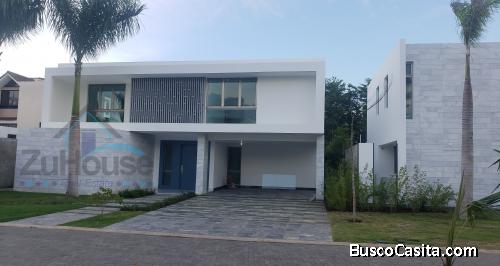 Casas Lujosas en Exclusivo Complejo Privado en Santiago WPC09