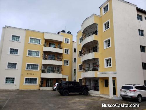 Penthouse de venta en los Llanos de Gurabo EPA-105