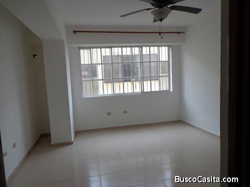 Apto La Esperilla, 156mt2, 3 dormitorios, 2 baños, 2 parqueos, 