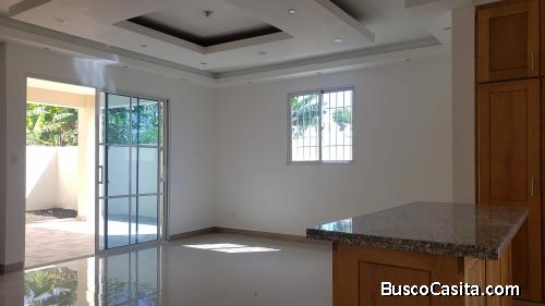 Casa de venta Moderna en proyecto Cerrado KGC-106