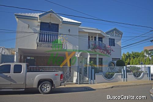 En venta Hermosa Casa Ubicada En Mao Valverde  (eac-248)