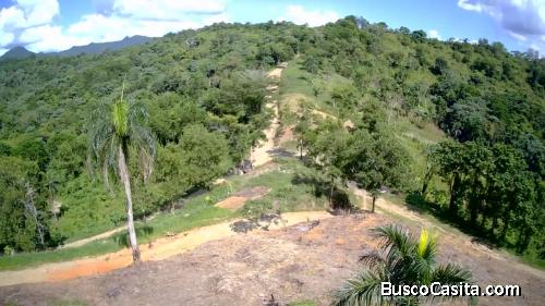 SOLARES EN HERMOSO PROYECTO ECOTURISTICO