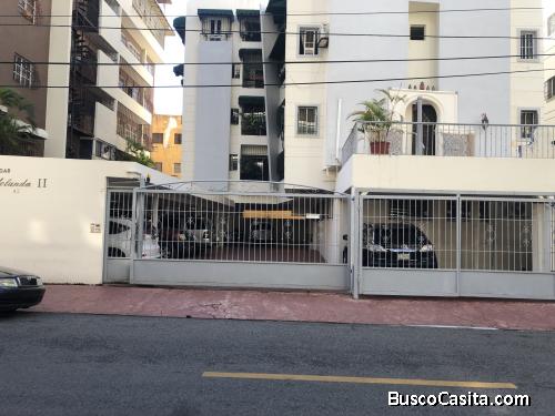 OPORTUNIDAD, vendo Apto totalmente amueblado, dueña se va fuera del  país, en la URB. REAL