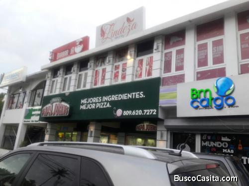 Vendo Excelente Y conocida Plaza Comercial en Camino Chiquito de Arroyo Hondo (PLAZA  SANTA LUCIA)