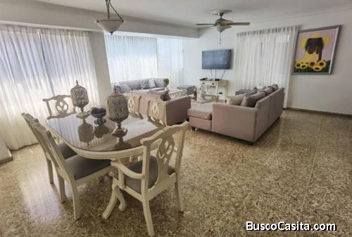ALQUILER DE ASOMBROSO APARTAMENTO AMUEBLADO EN PIANTINI