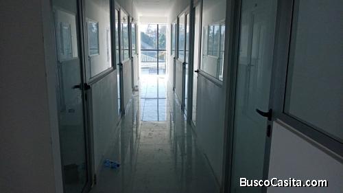 Alquiler de oficinas todo inluído.