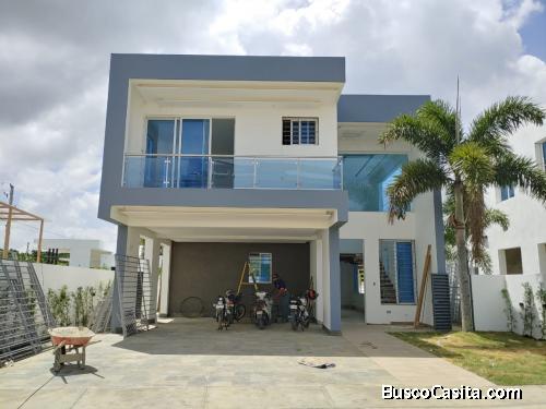 CASA DE VENTA EN SANTIAGO DE LOS CABALLEROS