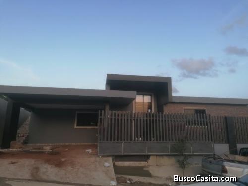 CASA DE VENTA EN SANTIAGO DE LOS CABALLEROS