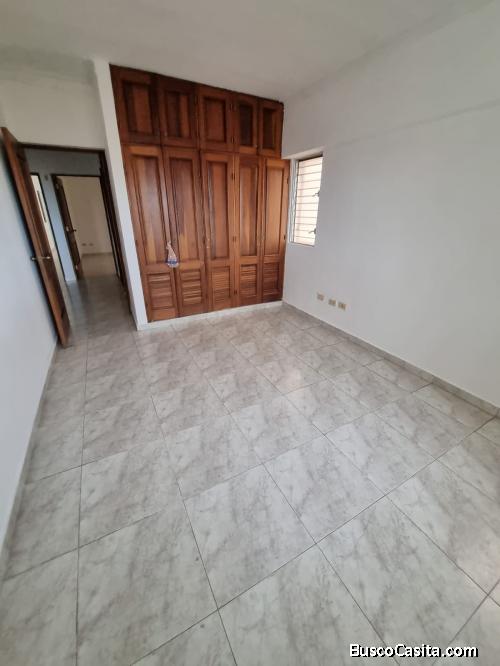 Apartamento en Alqiuiler en La Urbanización Real