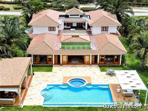 GRAN OPORTUNIDAD DE VILLA NEGOCIABLE EN CAP CANA 