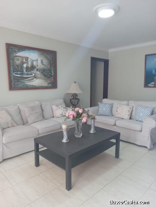 Apartamento en alquiler amueblado en Evaristo Morales