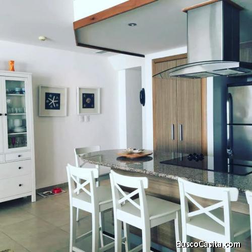 Apartamento en la playa Marbella en Juan dolió.