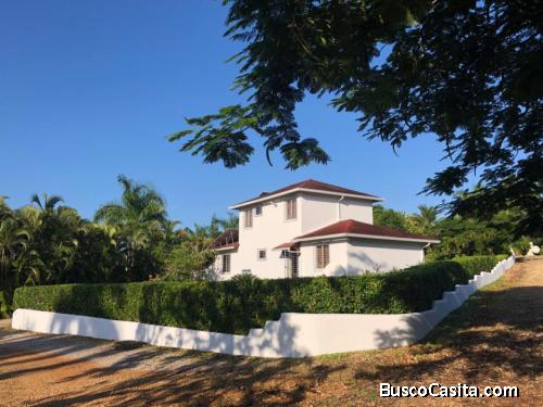 Villa Amueblada en Rio San Juan