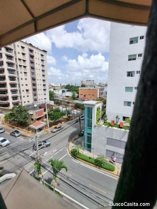 Apartamento en alquiler amueblado en Bella vista