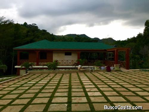 TERRENO CON UNA VILLA DE VENTA EN MONTE PLATA