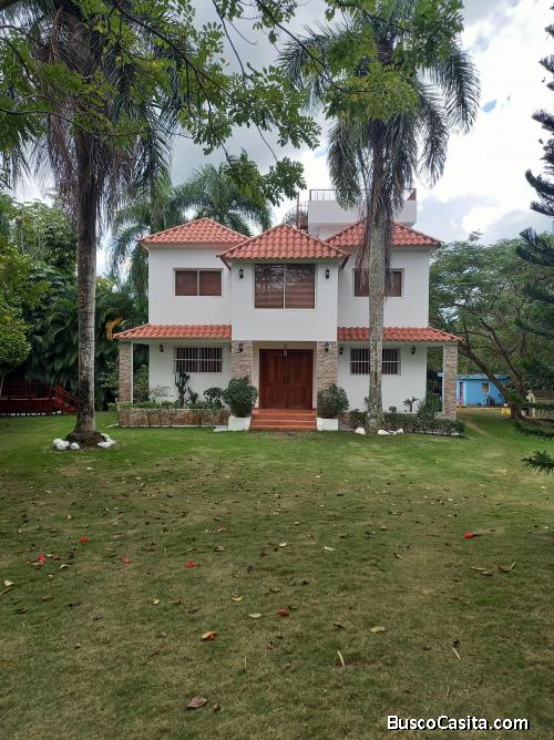 VILLA AMUEBLADA DE VENTA EN VILLA ALTAGRACIA