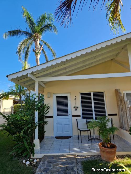 Servicio de alojamiento Hotel Bungalows y villas 