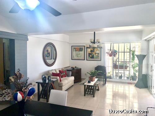 APARTAMENTO CENTRÍCO DE VENTA EN SANTO DOMINGO