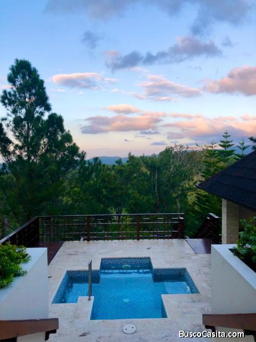 VILLA CON AMPLIO TERRENO DE VENTA EN JARABACOA
