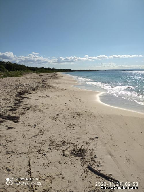 TERRENO CON PLAYA DE VENTA EN PEDERNALES