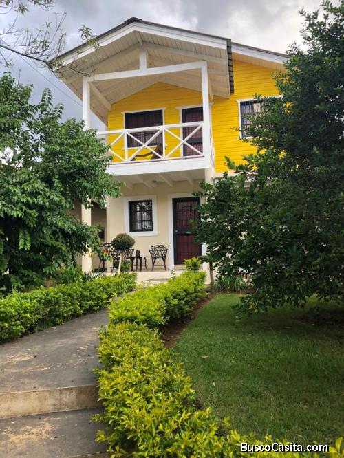 Alquilo  Villa Amueblada en Constanza 