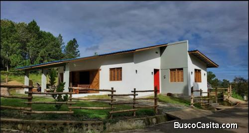 VILLA AMUEBLADA DE VENTA EN JARABACOA