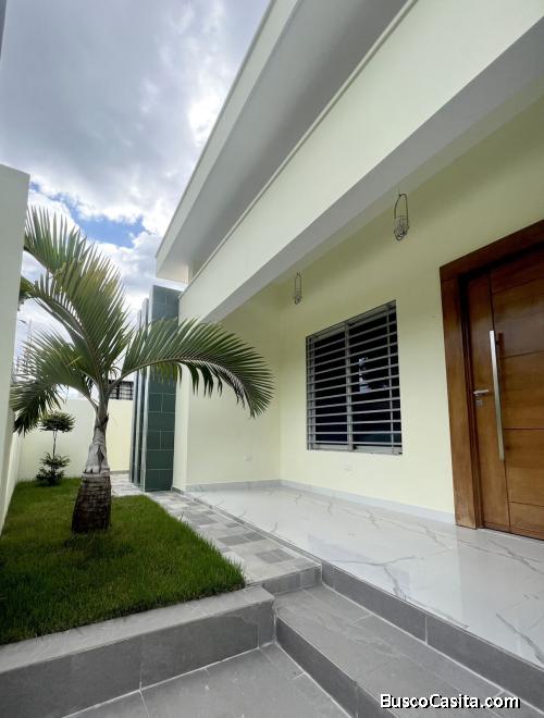 Moderna casa en venta en proyecto cerrado